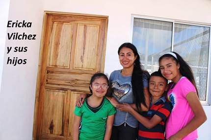 Ericka Vilchez, Capallades